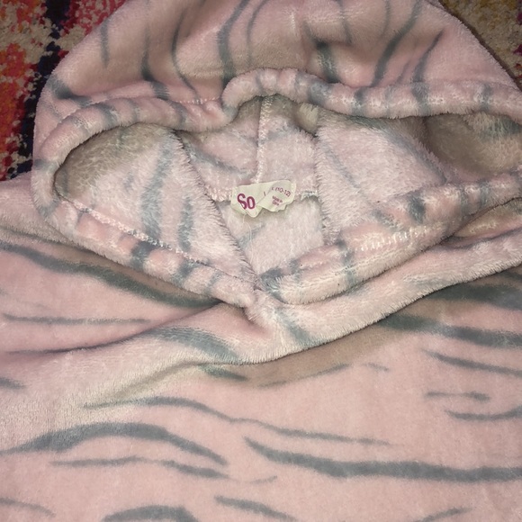 Plush pullover sweatshirt - Picture 2 of 2